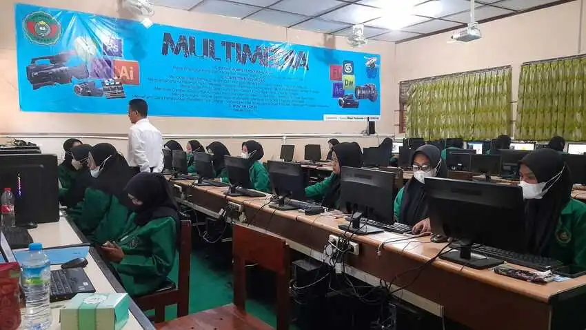 Sertifikasi  Digital Marketing SMKN 1 Godean Yogyakarta