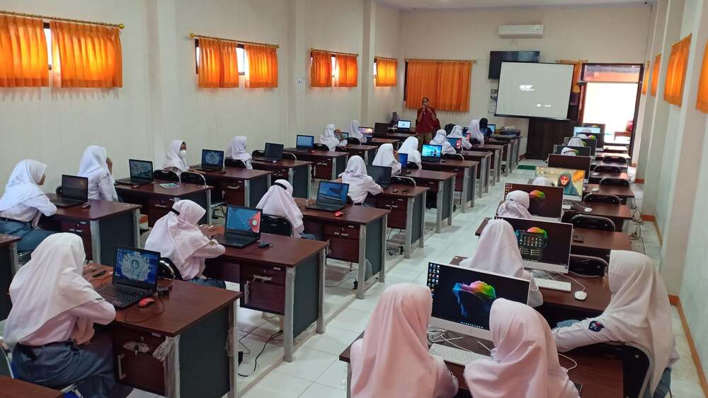 Pelaksanaan Kelas Industri di SMK N 1 Batik Sakti Kebumen